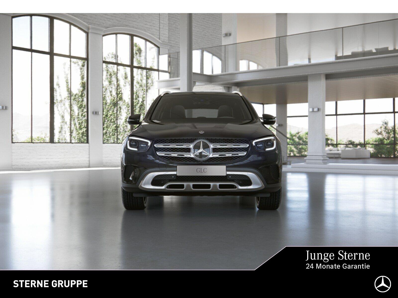 Mercedes-Benz GLC 300 de 4M AMG Dist Pano Fernlicht+ Amb Totwi