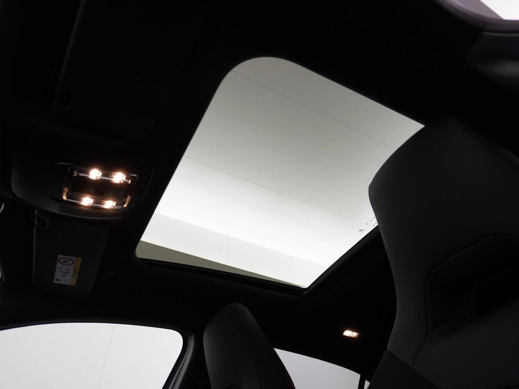Mercedes-Benz A 180 Star Edition AMG Line | Panorama - Schiebe