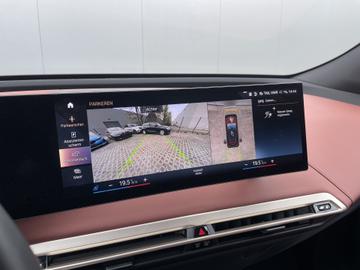 2022 BMW IX 缩略图 15