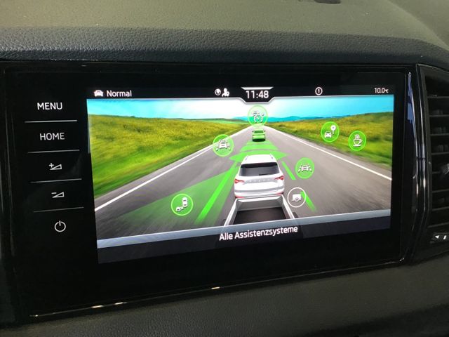 Fahrzeugabbildung Skoda Karoq Sportline 1.5TSI DSG/AHK/ACC/Matrix/Navi