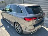 Mercedes-Benz B 220 4MATIC+AMG+AHK+PANO - Mercedes-Benz B 220 aus 2023