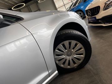 Volkswagen Golf VII Variant Trendline BMT *NAVI*TEM*TÜV-NEU