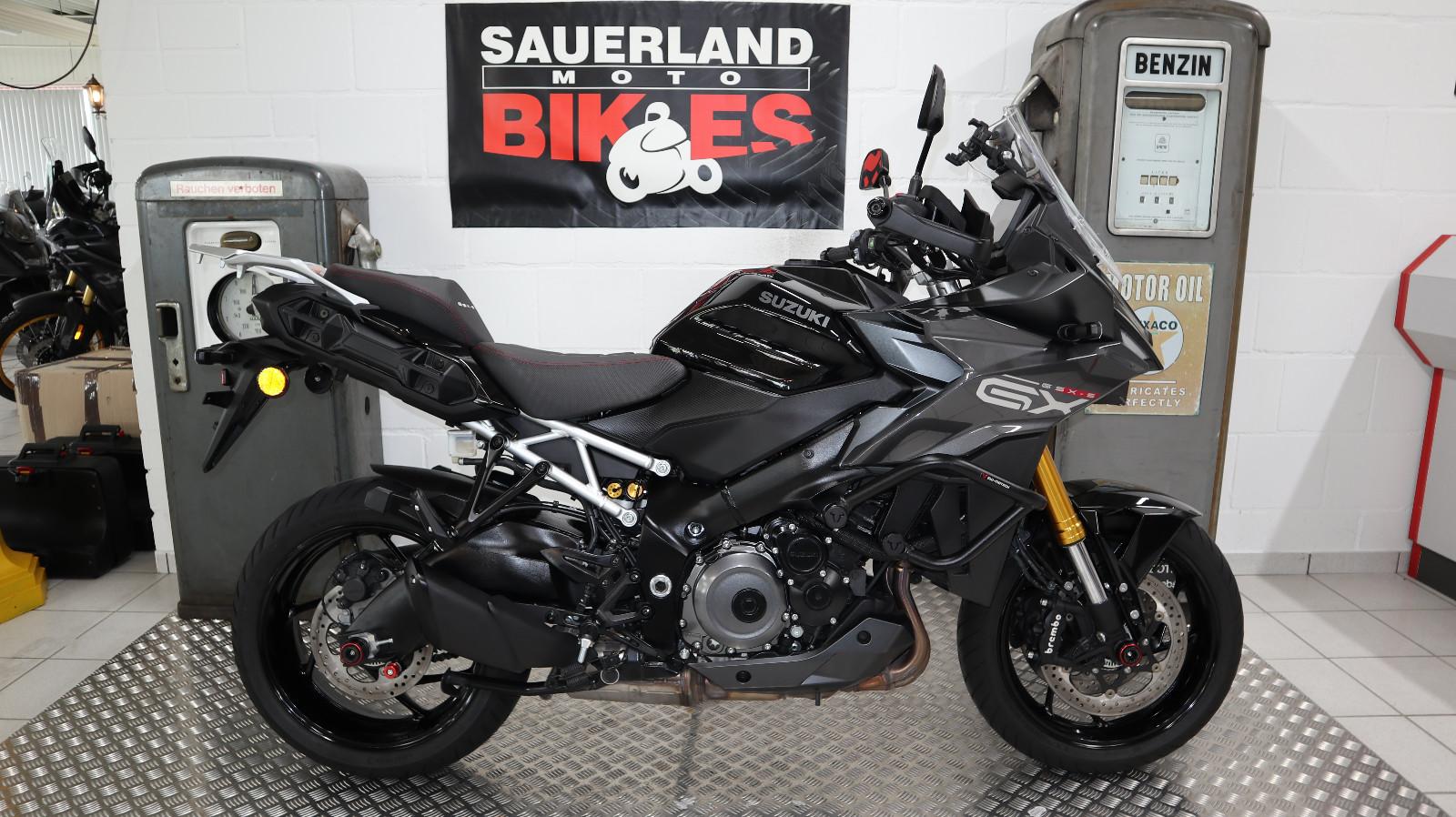 Suzuki GSX-S 1000 GX  viele Extras