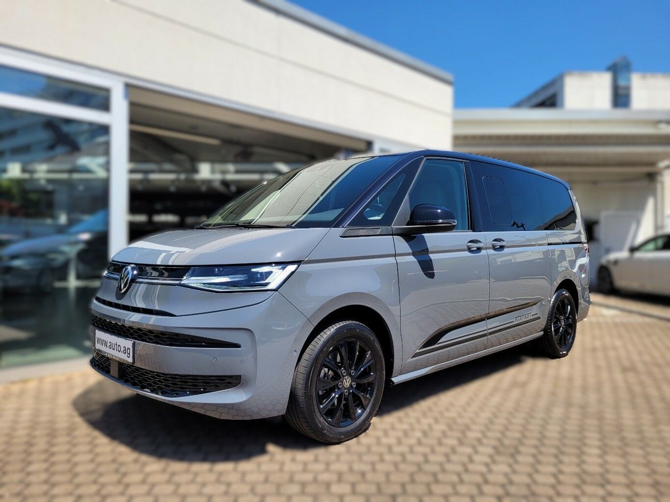 Volkswagen T7 Multivan Edition lang*Easy open*Park-Paket*St