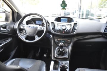 Ford Kuga - 12