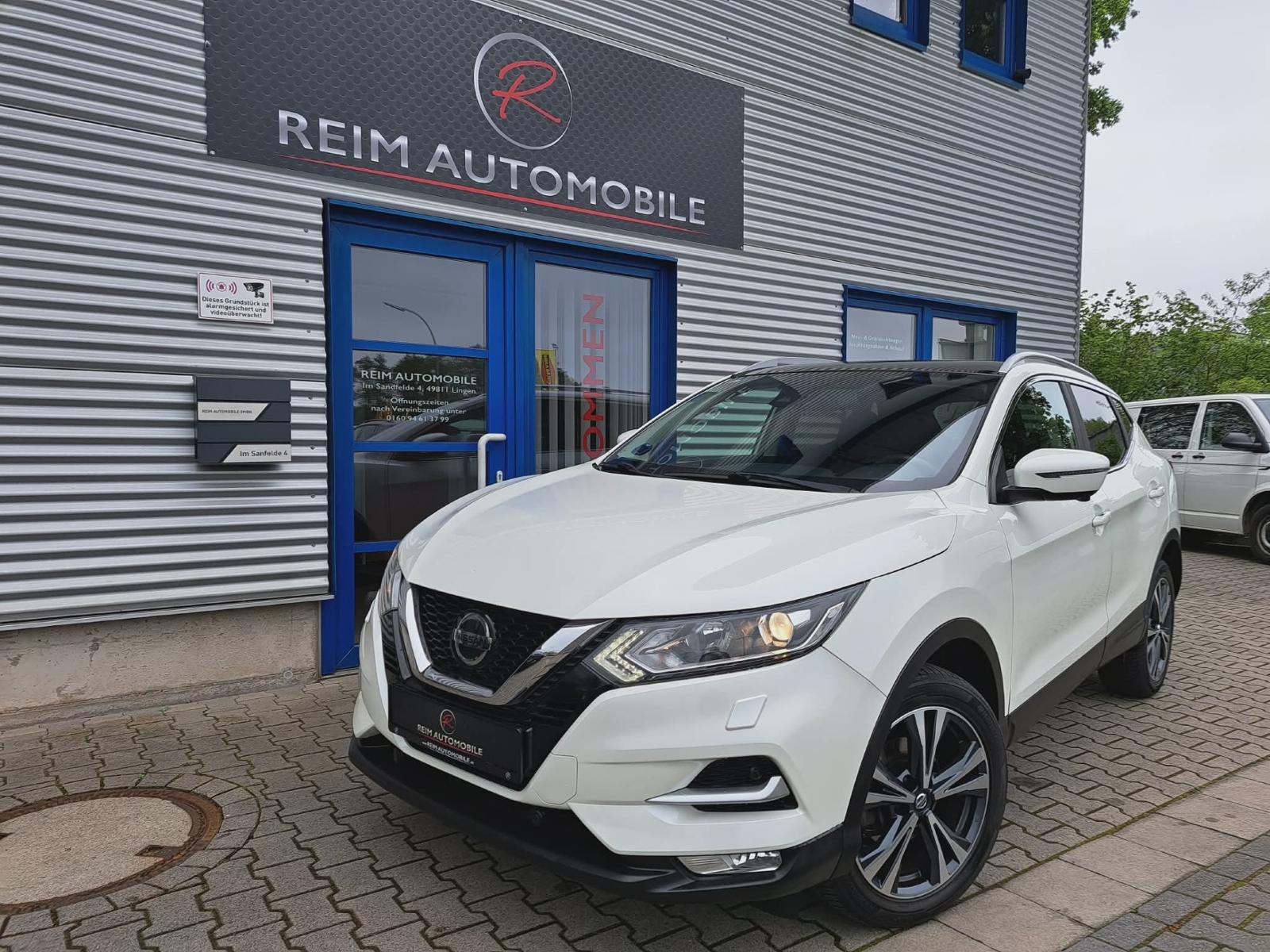 Nissan Qashqai 1,6 DIG-T *SHZ*NAVI*360 GRAD KAMERA*PANO