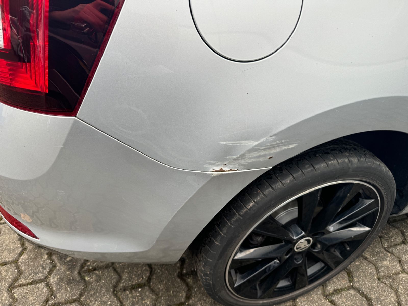 Fahrzeugabbildung SKODA Rapid Spaceback Monte Carlo Panorama+Sitzheizung