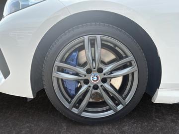 2022 BMW M235 — миниатюра 20