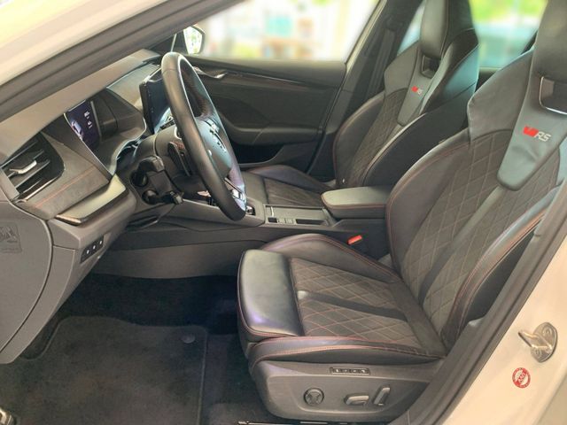 Octavia Combi RS iV 1.4 eTSI MATRIX+NAV+PANO+HUD