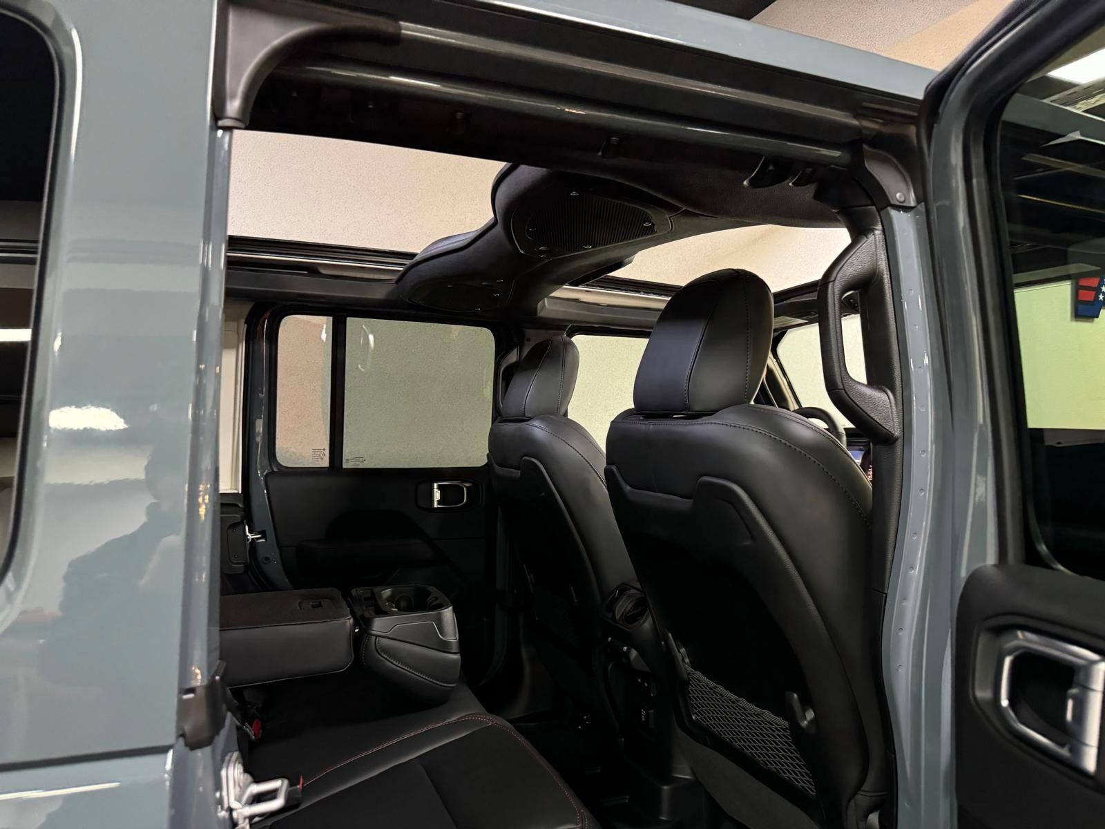 Fahrzeugabbildung Jeep MOAB 392-6.4L HEMI V8-WINDE-SKY ONE-35"