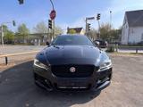 Jaguar XE SPORT*TEMPOMAT*KLIMATRONIC*SHZ*TÜV/AU*04/2028 - Jaguar mit Diesel-Antrieb