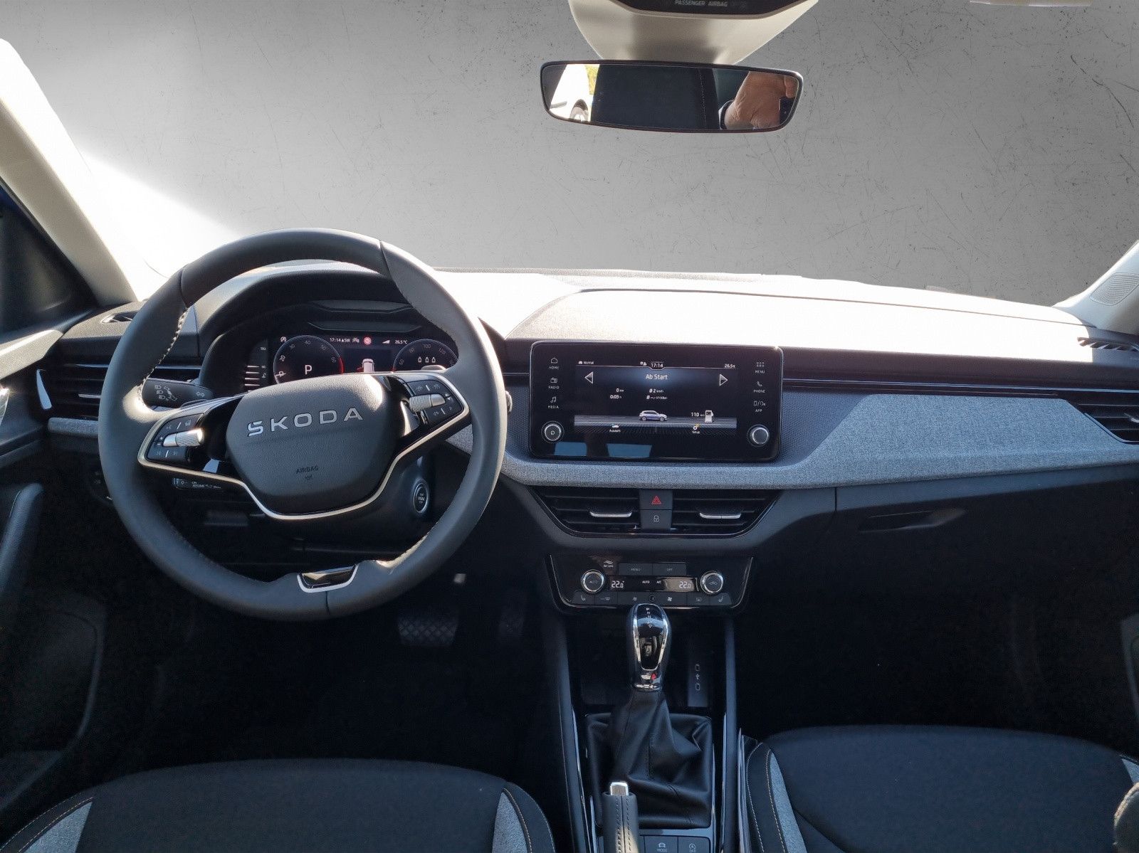 Fahrzeugabbildung SKODA Scala Tour 1,0 TSI 85KW/115PS AHK Fahrassi+