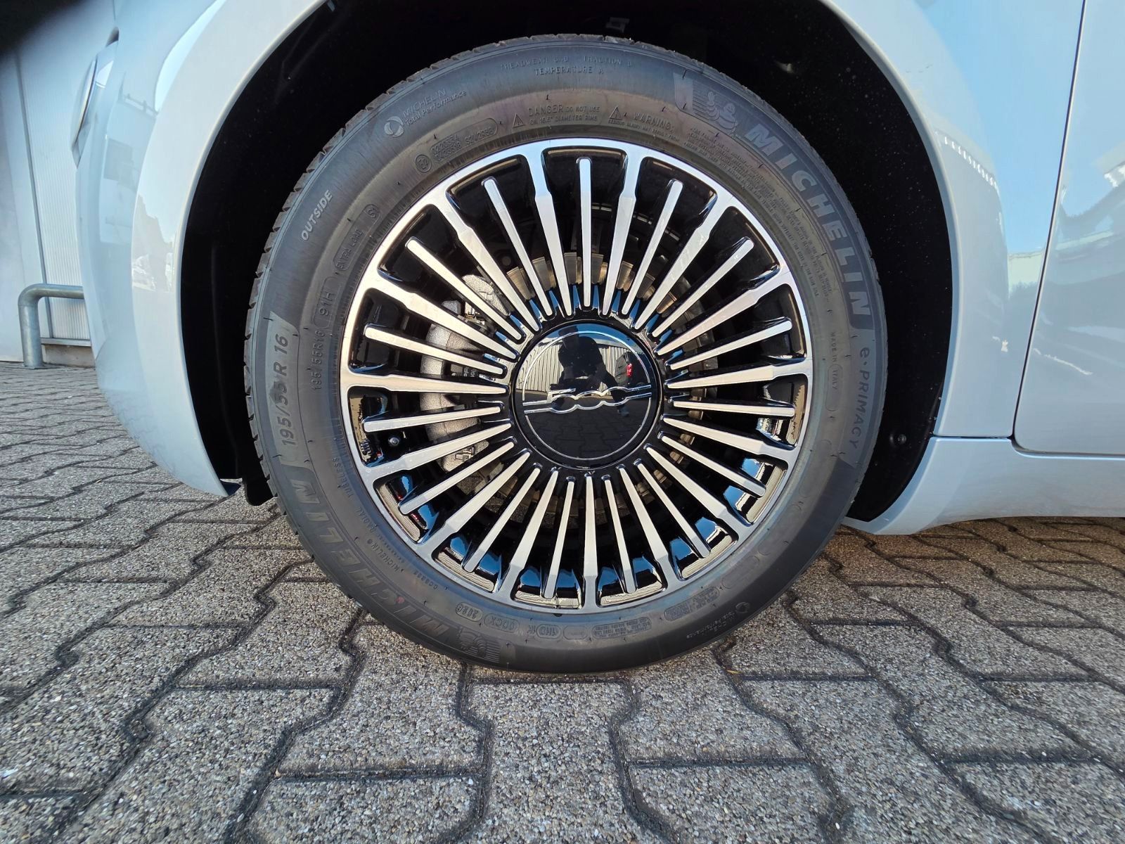 Fiat 500C - Bild 17