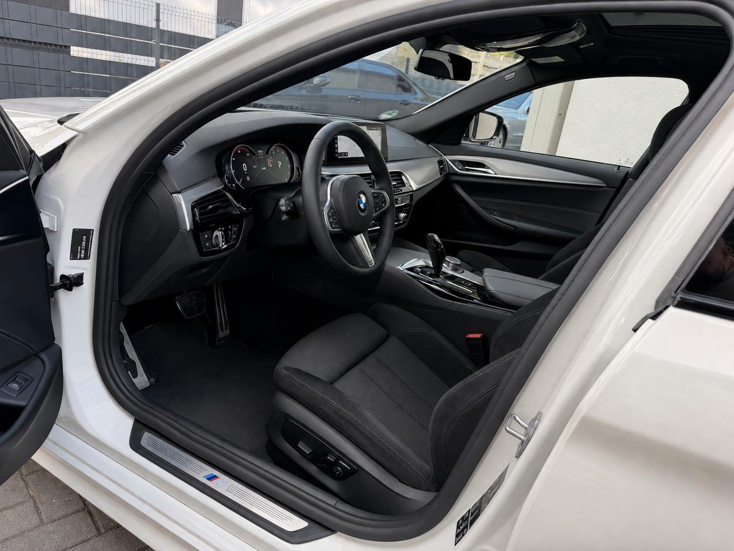 BMW 540 I X M-SPORTPAKET LED PANORAMIQUE DIGITAL COCKPIT 19 | 340 ch | 4X4 | BVA | ASSISTENZPAKET|NAVIPRO