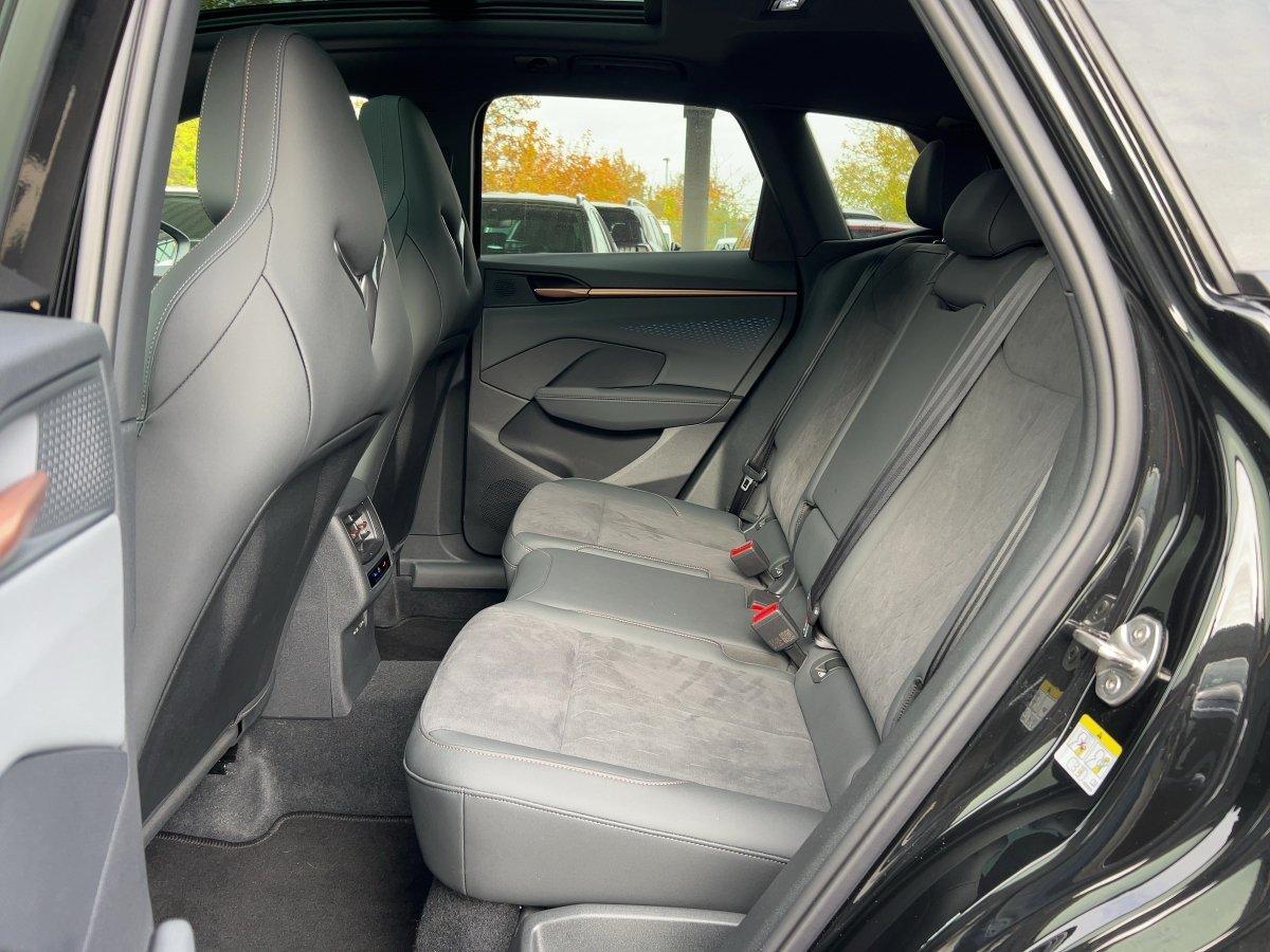Cupra Terramar 1.5 eTSI DSG MATRIX+AHK+PANO+ACC+ALCAN