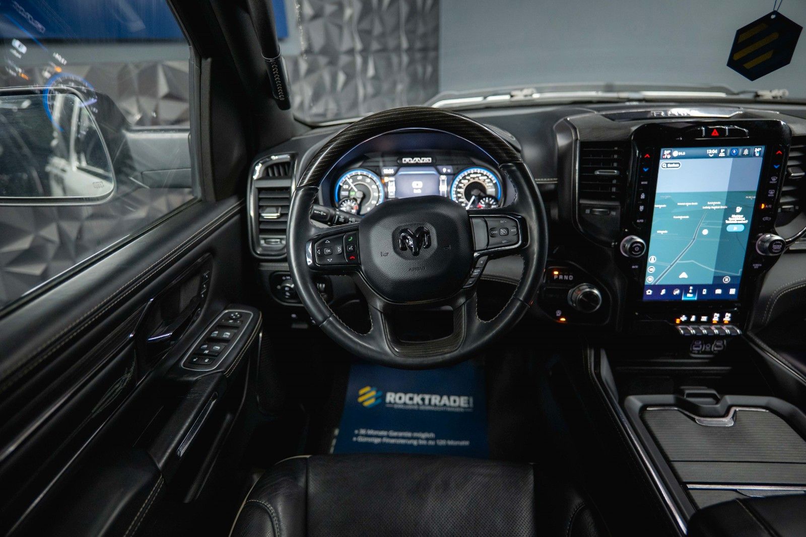 Fahrzeugabbildung Dodge RAM 5.7 V8 HEMI LIMITED Offroad Night-Paket *LED