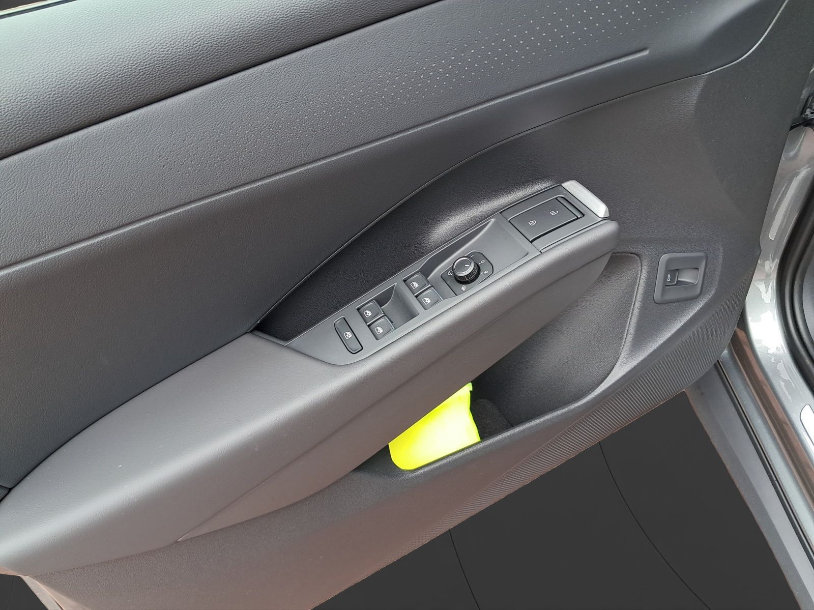 Volkswagen T-Roc - Bild 13