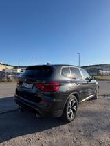 BMW X3 G01 xDrive20i  - BMW X3: 2.0