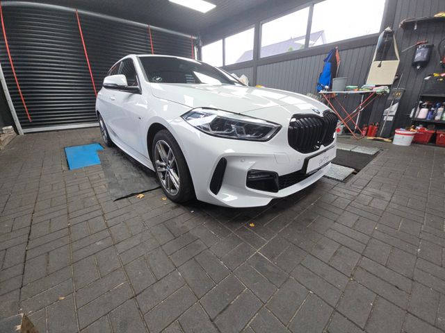 BMW 118 i M Sport*Leder*Navi*LED*M-Paket*Leder*