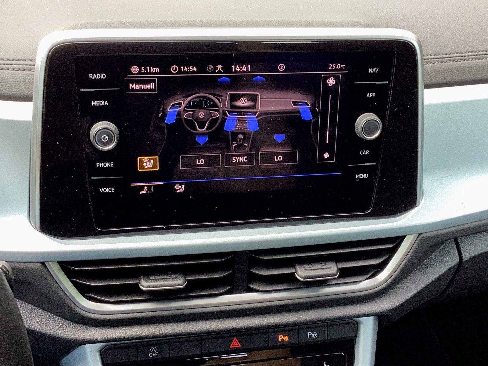 Volkswagen T-Roc - Bild 17