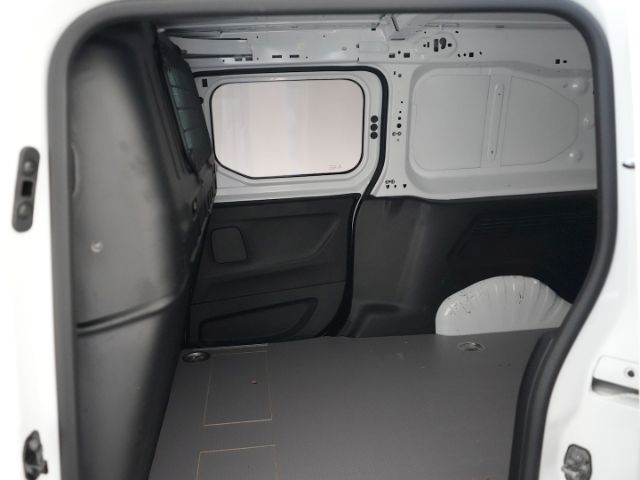 Combo E CARGO EDITION XL+STANDHEIZUNG+NAVI+PARKP