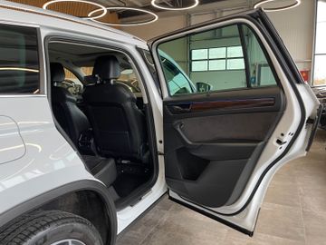 Skoda Kodiaq Scout 4x4 *2. Hand*Panorama*360°-Kamera*