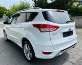 Ford Kuga Individual - Ford Kuga: Weiß
