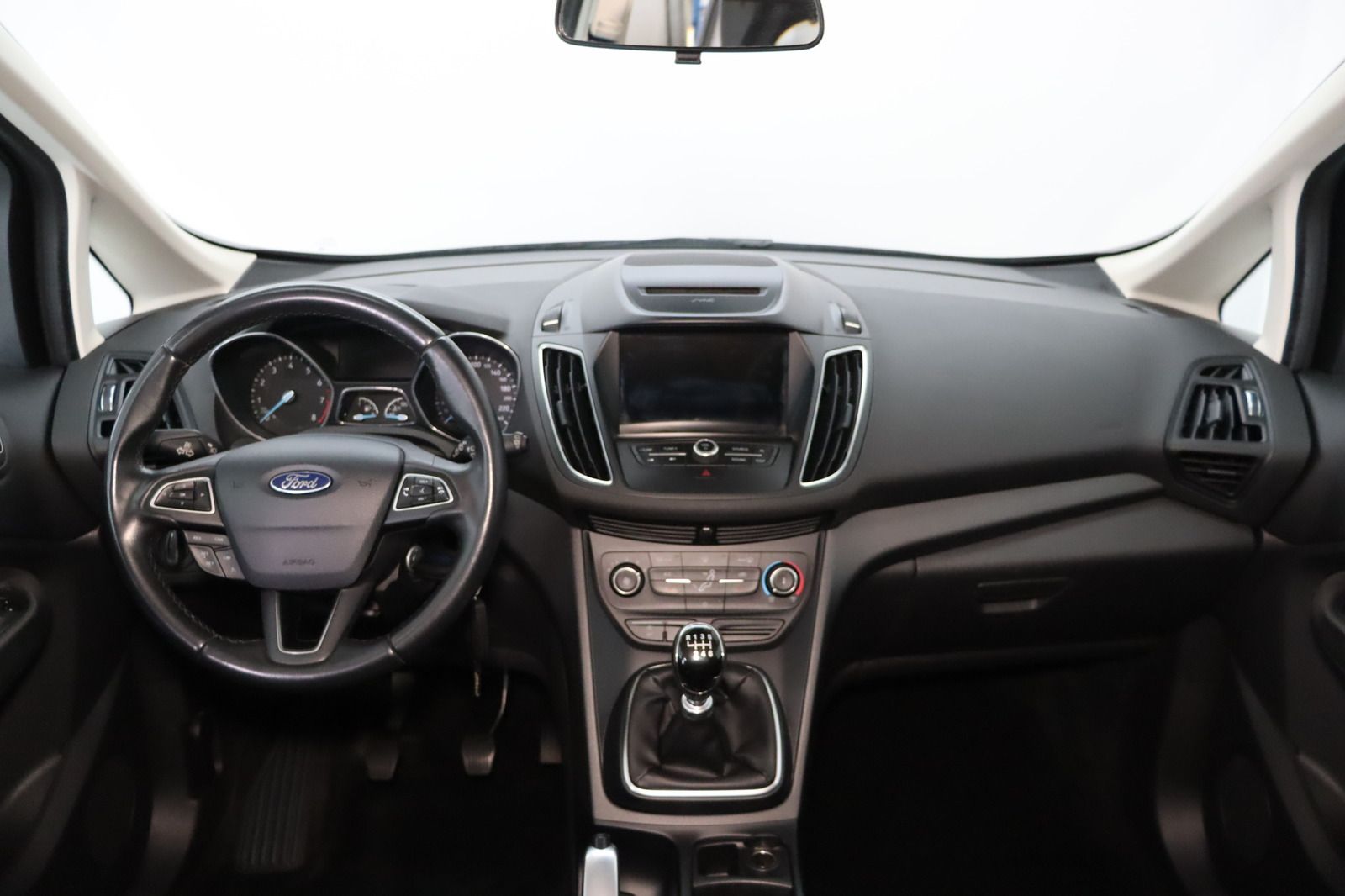 Fahrzeugabbildung Ford Grand C-Max 1.0 Cool & Connect * Navi * SHZ HU/A