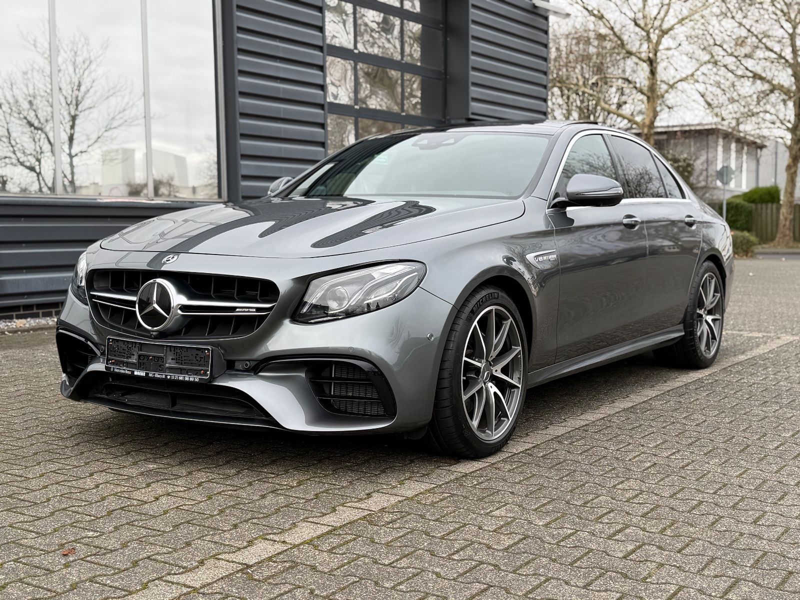 MERCEDES-BENZ E 63 AMG 4Matic+ PANORAMA 360° LEDER MULTIBEAM