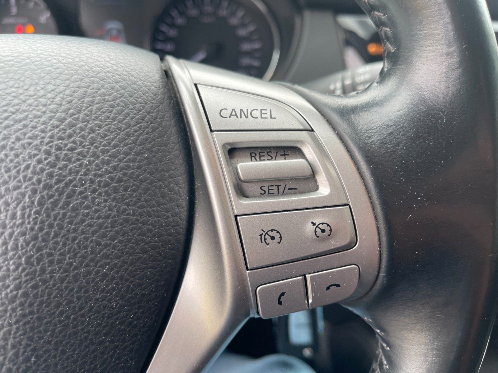 Fahrzeugabbildung Nissan Qashqai 1.6 dCi DPF Acenta AHK Kamera