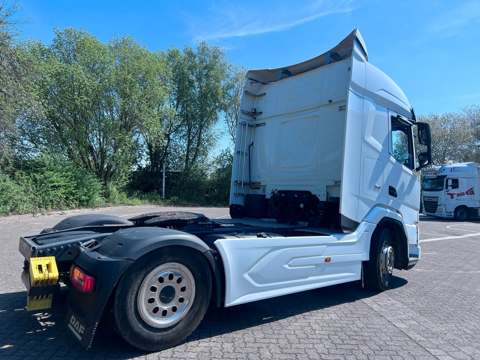 Fahrzeugabbildung DAF XF 480 FT, Bj.2022, Intarder