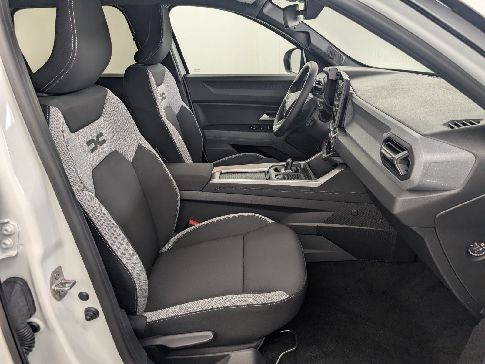 DACIA Bigster  Journey Hybrid 155 19-Zoll City – Bild 13