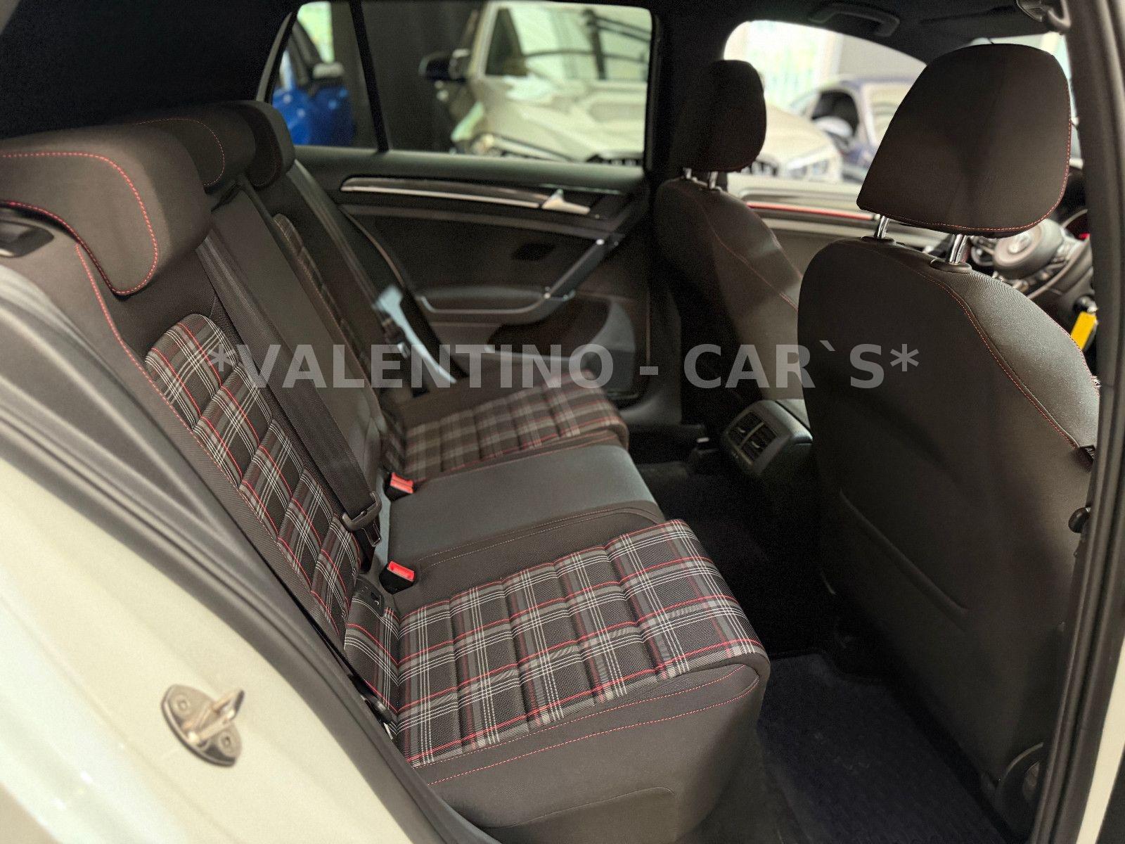 Volkswagen Golf VII Lim. GTI Navi/Temp/Parklenk/Shz/BiXen