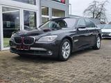 BMW 750 i Soft 4xSHZ Keyles Head Up Night Vision ACC - BMW 7er Reihe: Limousine