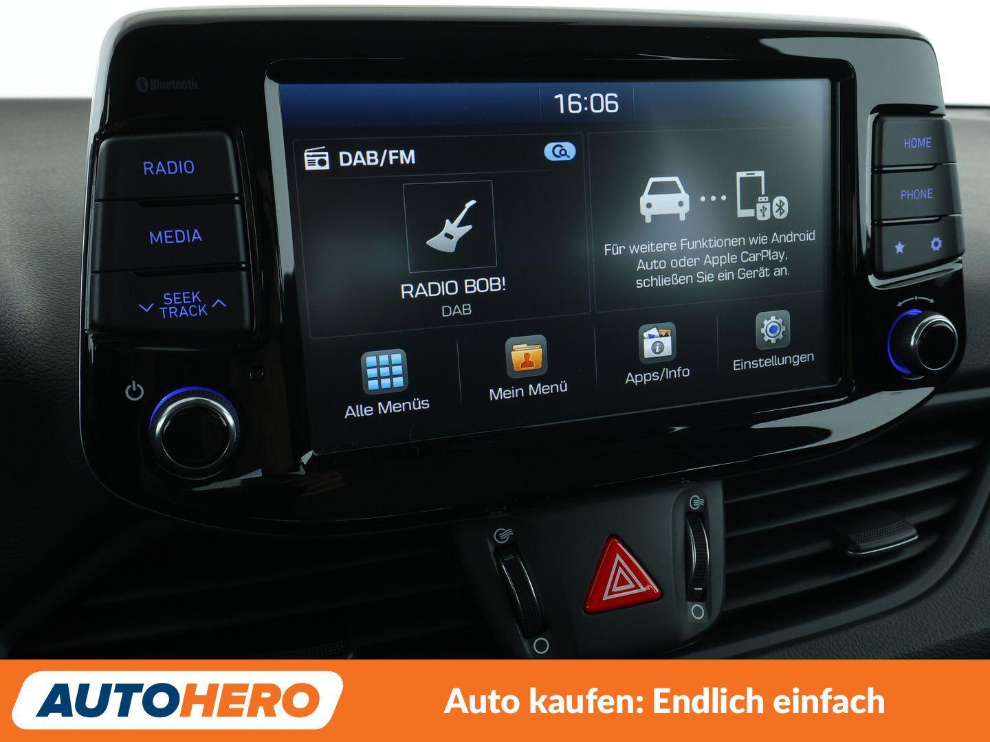 Hyundai i30 1.6 CRDi Trend*TEMPO*CAM*PDC*SHZ*KLIMA*