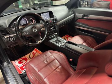 Mercedes E 250 - 10