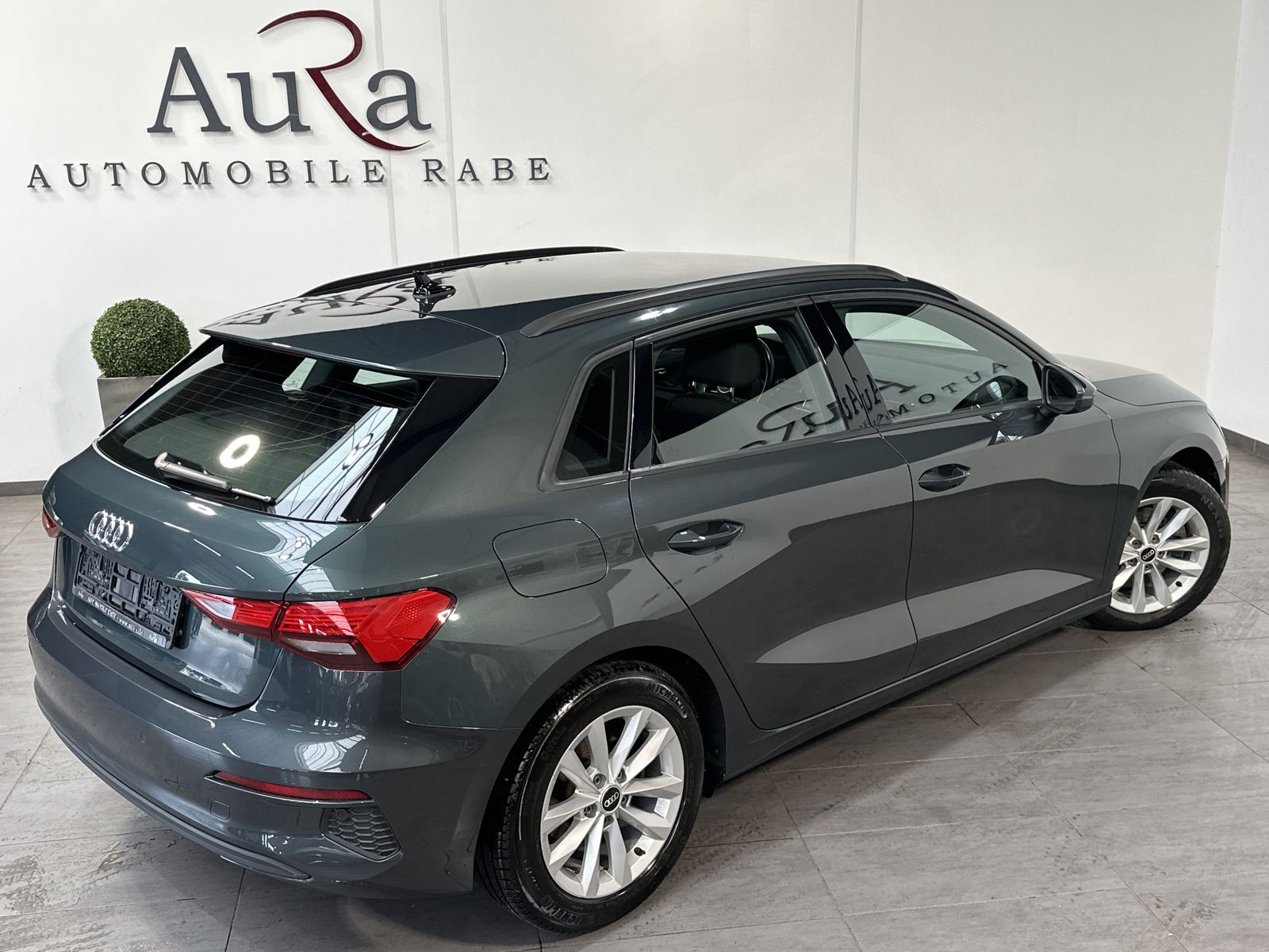Fahrzeugabbildung Audi A3 SpB 35 TFSI NAV+LED+VCOCKPIT+BANG&OLUFSEN+EPH