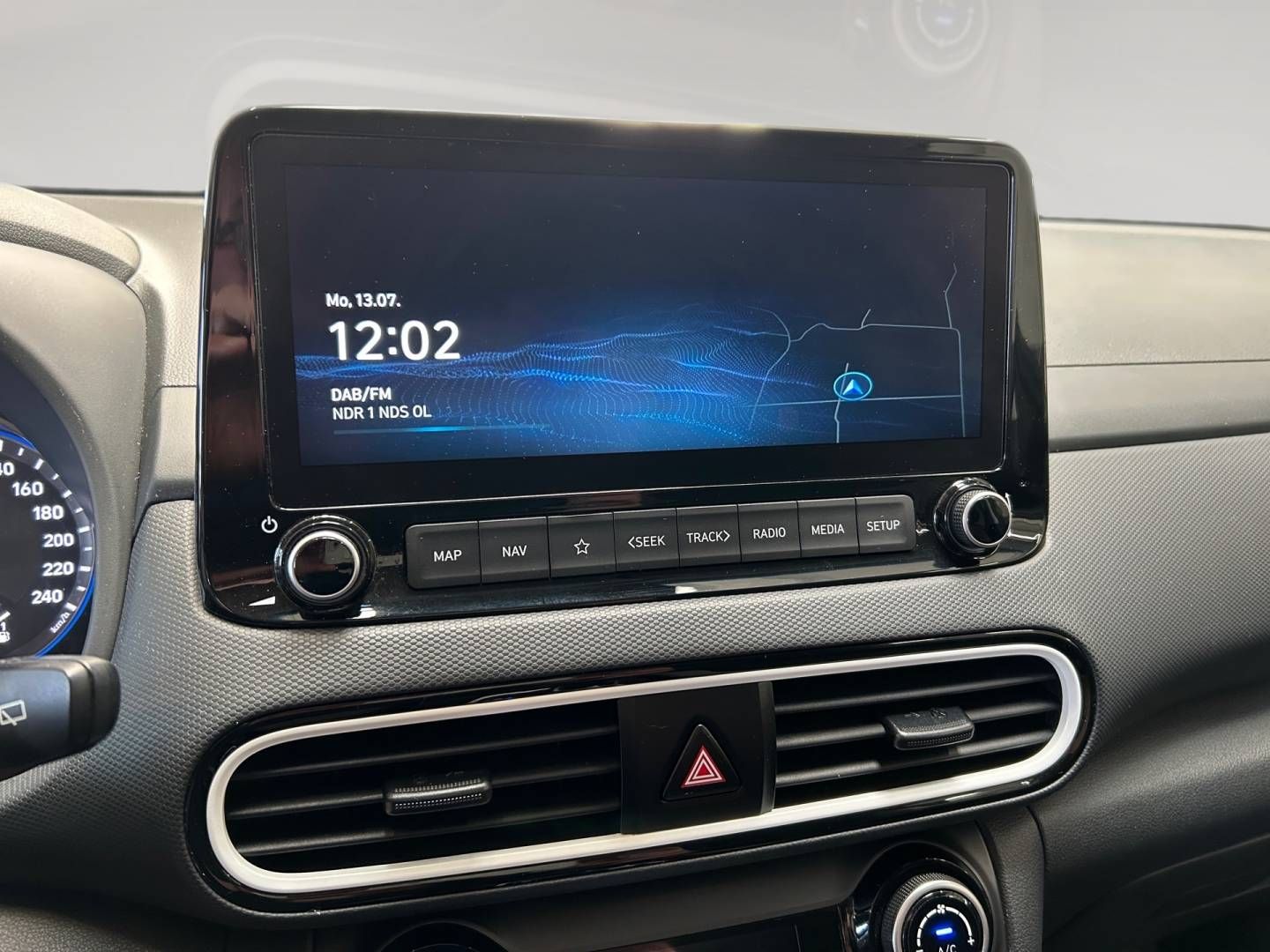 Fahrzeugabbildung Hyundai KONA | SONDEREDITION | Scheckheftgepflegt |