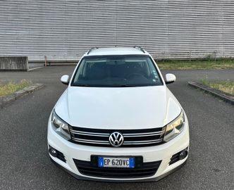 Volkswagen Tiguan - 2