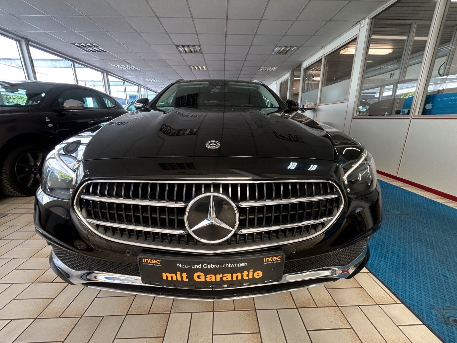 Fahrzeugabbildung Mercedes-Benz E 200 d- T-Modell Automatik/TOP ZUSTAND