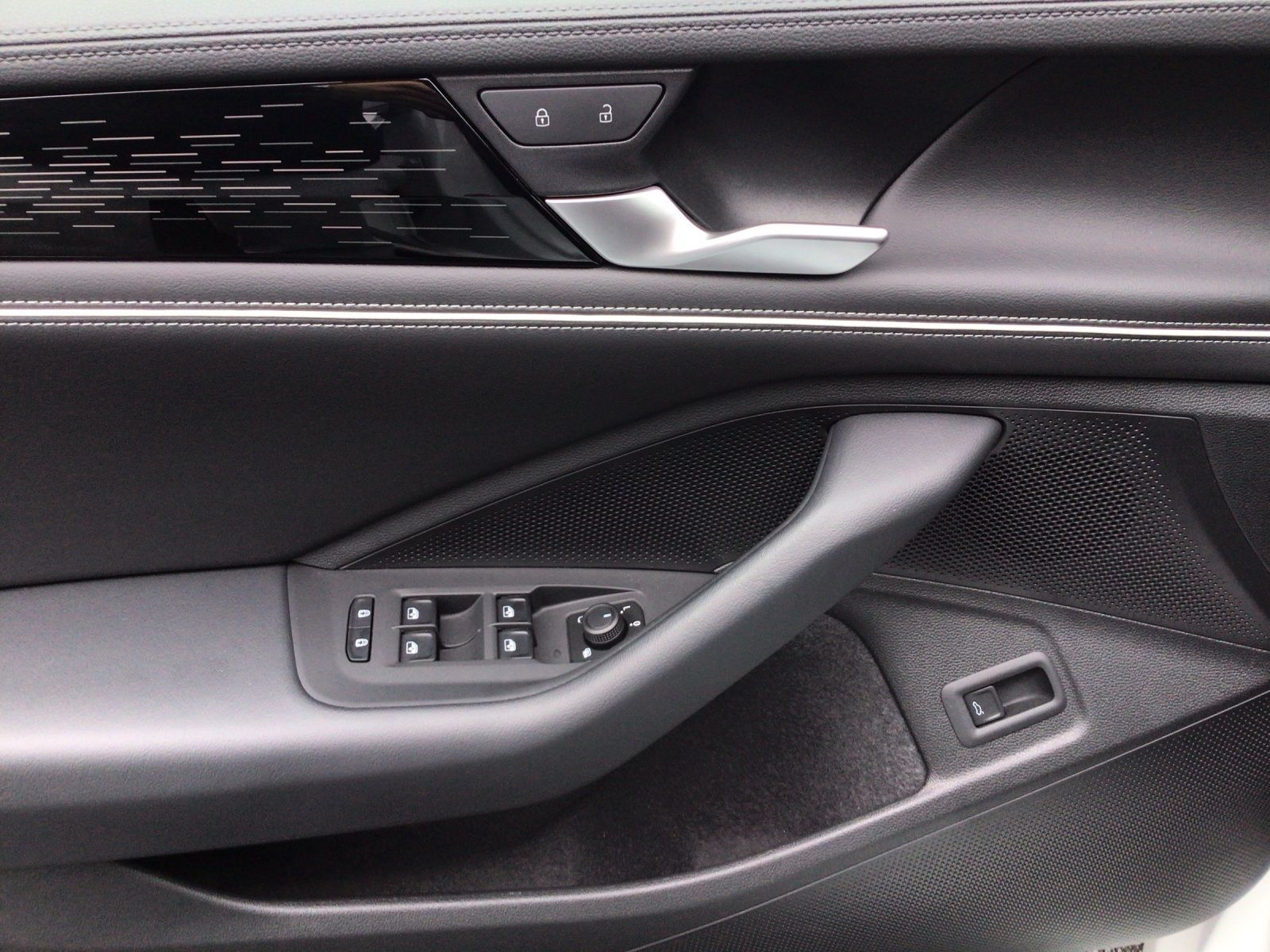 Volkswagen Passat Variant - Bild 8