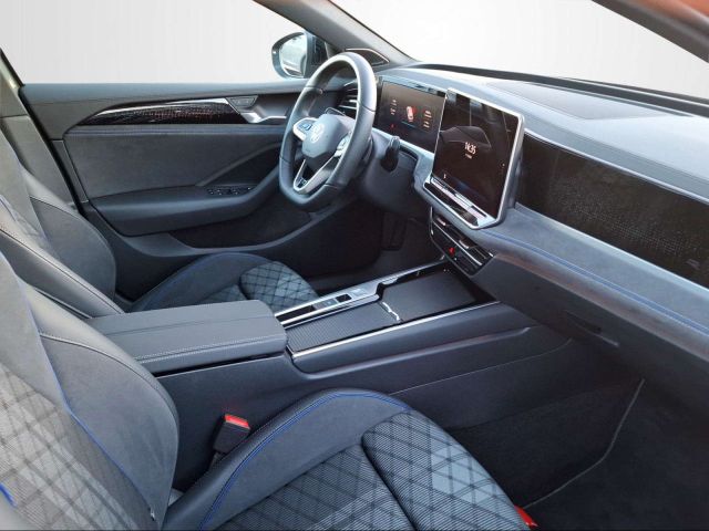 PASSAT VARIANT 1.5 TSI eHYBRID R-LINE