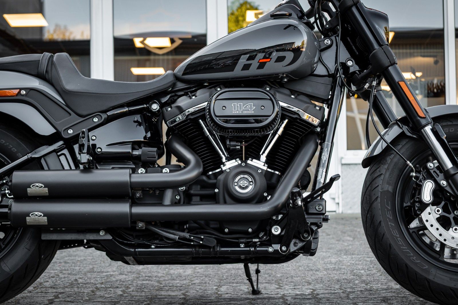 Fahrzeugabbildung Harley-Davidson FXFBS FAT BOB 114 CUI SOFTAIL - JEKILL&HYDE -