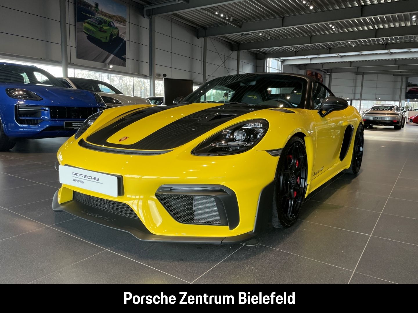 PORSCHE 718 Spyder RS Weissach-Paket Sportabgas BOSE LED