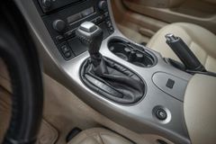 C6 6.0 V8 Coupé Autom. BLACK/BEIGE 2.HAND EUROPA