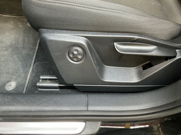 Fahrzeugabbildung Audi Q2 TFSI advanced S-tronic*Cam*PDC*Sitzhg*ACC*App