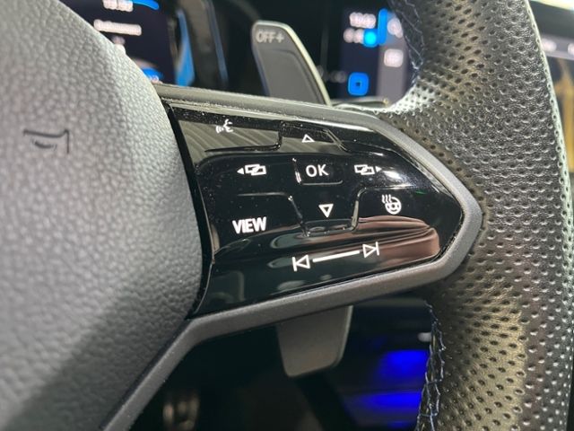 Fahrzeugabbildung Volkswagen Golf Variant VIII R 2.0 TSI DSG 4Motion IQ.DRIVE