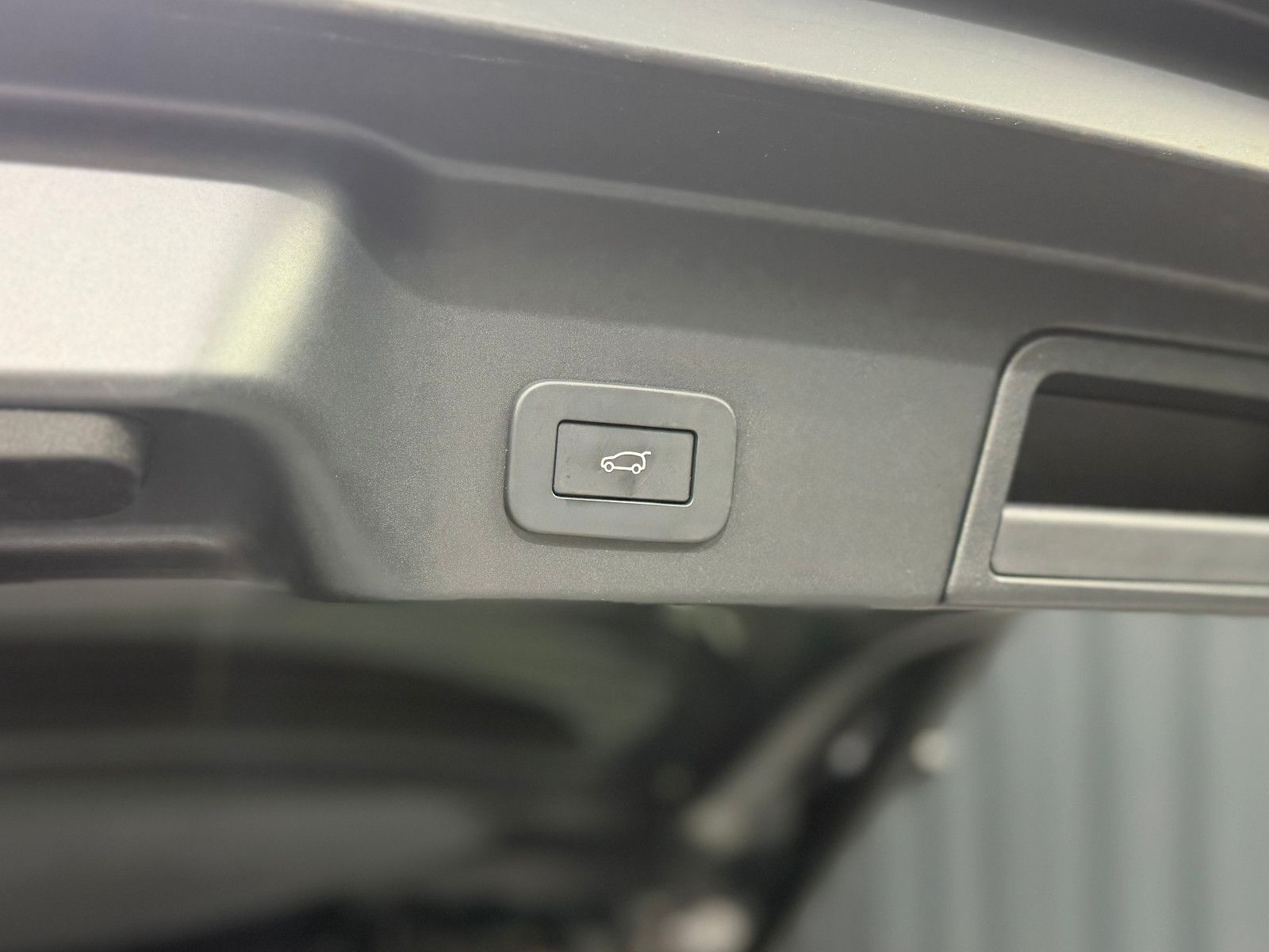Fahrzeugabbildung Land Rover Range Rover Evoque Dynamic SE |AHK|MERIDIAN|360°