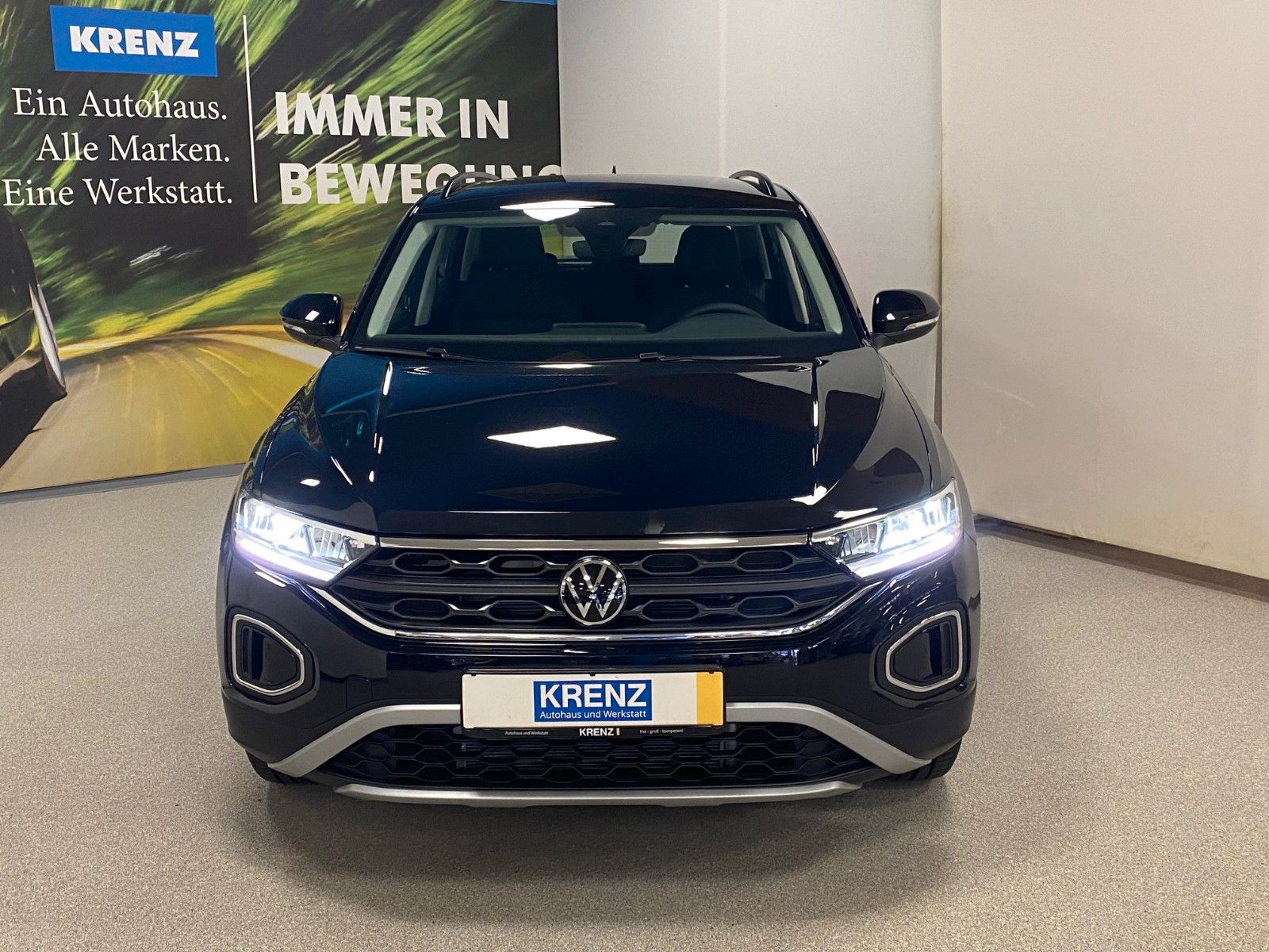 Fahrzeugabbildung Volkswagen T-Roc 1.0 TSI "LIFE"+KAMERA+ACC+PDC+16"ALU++APP+