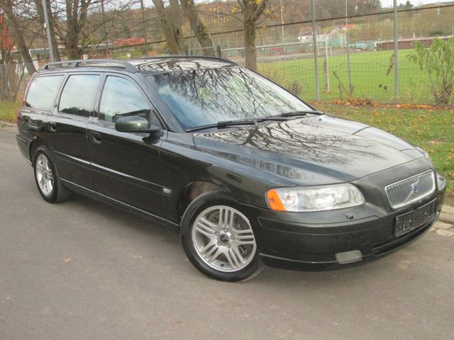 Volvo V70 D5 Momentum , 6 Gang Schaltgetriebe, AHK.